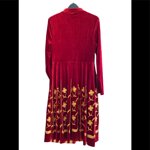 NWT Rich Red Tendency Velour Dress. Size M - Picture 10 of 11